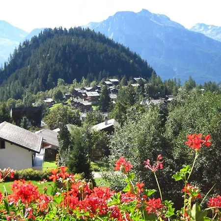 Bel-hues / Bel-haex Апартаменты *